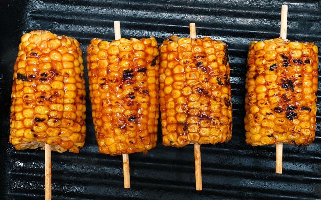 Grilled Sweetcorn with Barbecue Sauce